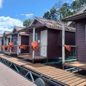 Krisorn floating bungalows - the dedicated stay during the 3 days 2 nights khao sok overnight lake tour
